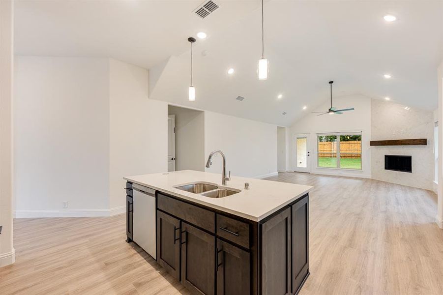 Furnished interior view inside a new home in Ridgepoint, Midlothian (Image 10). Furnished interior view inside a new home in Ridgepoint, Midlothian (Image 10).