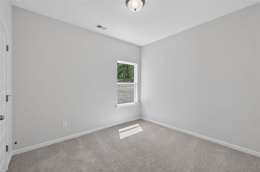 Spacious, unfurnished interior of a new home in Summerfield Place, Carrollton (Image 25).