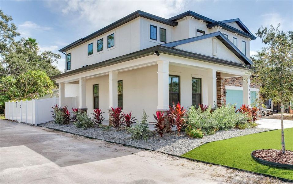 Exterior details and patio area of a home in , Gulfport (Image 27).