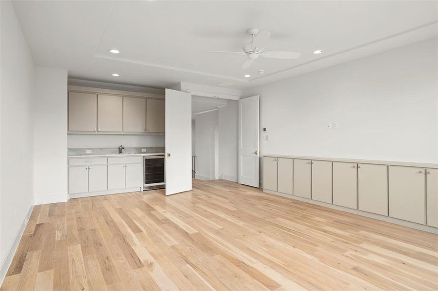 Spacious, unfurnished interior of a new home in , Dallas (Image 24).