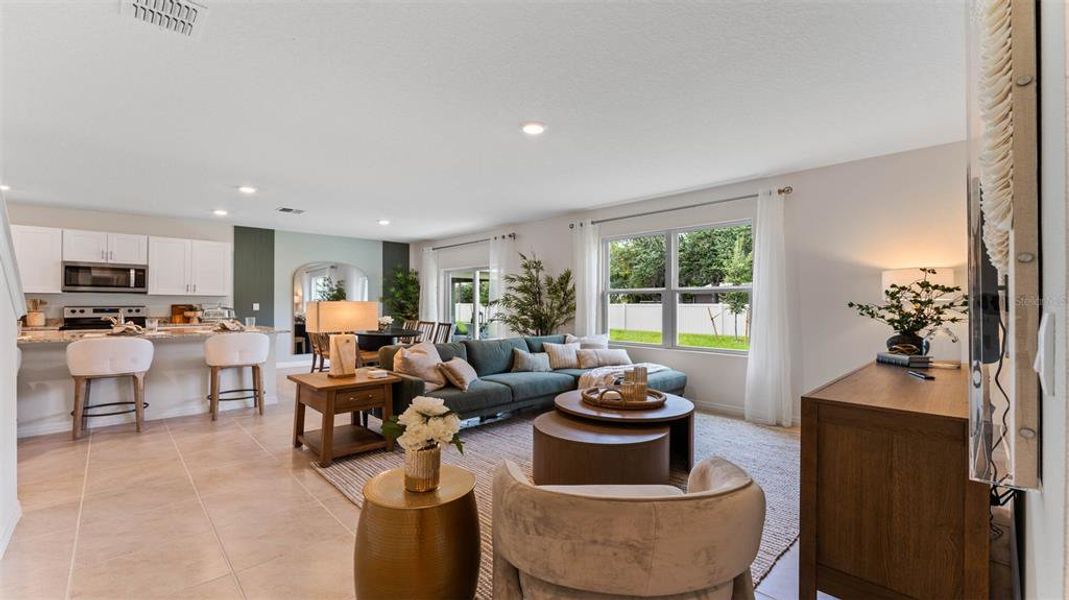 Furnished interior view inside a new home in Oak Leaf Preserve, New Smyrna Beach (Image 10).