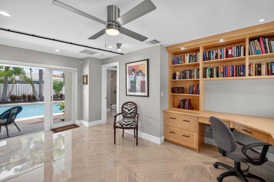 Furnished interior view inside a new home in , Fort Lauderdale (Image 28).