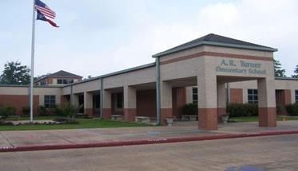 Image 4 of a home in .