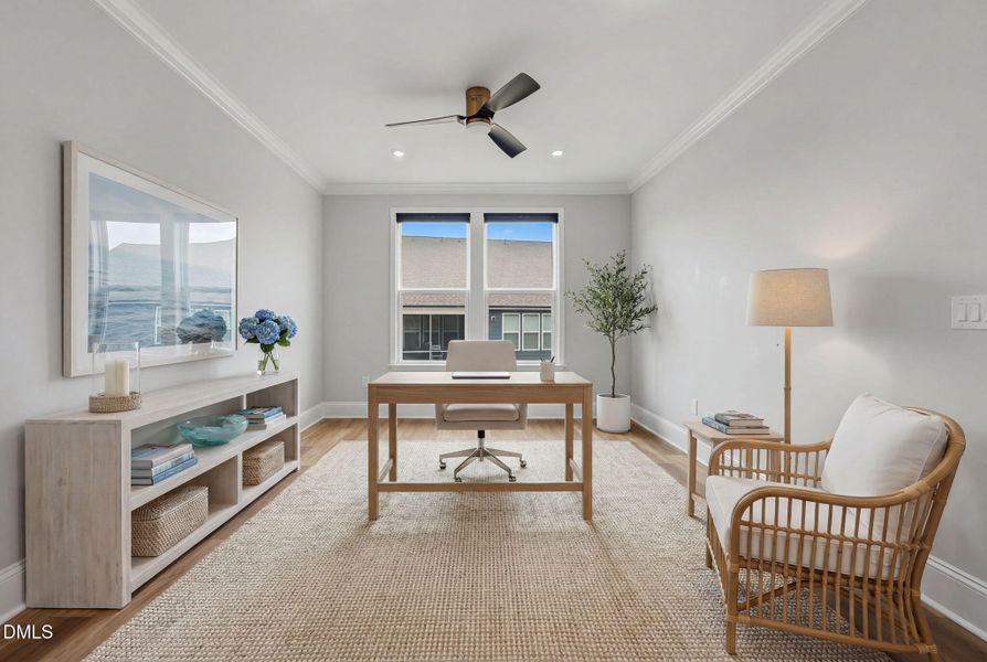 23-web-or-mls-DSC06492-_staging_office1