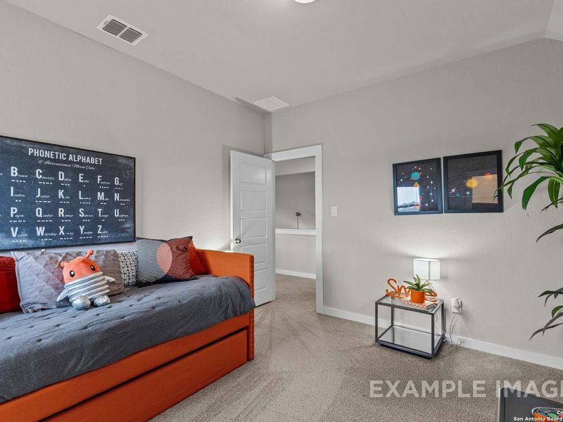 Furnished interior view inside a new home in Hannah Heights, Seguin (Image 40).