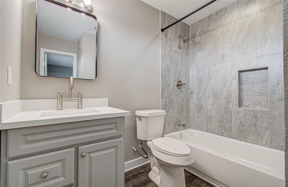 Furnished interior view inside a new home in , Cleveland (Image 5).