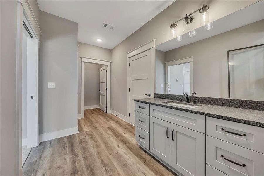 Furnished interior view inside a new home in , Jasper (Image 30).