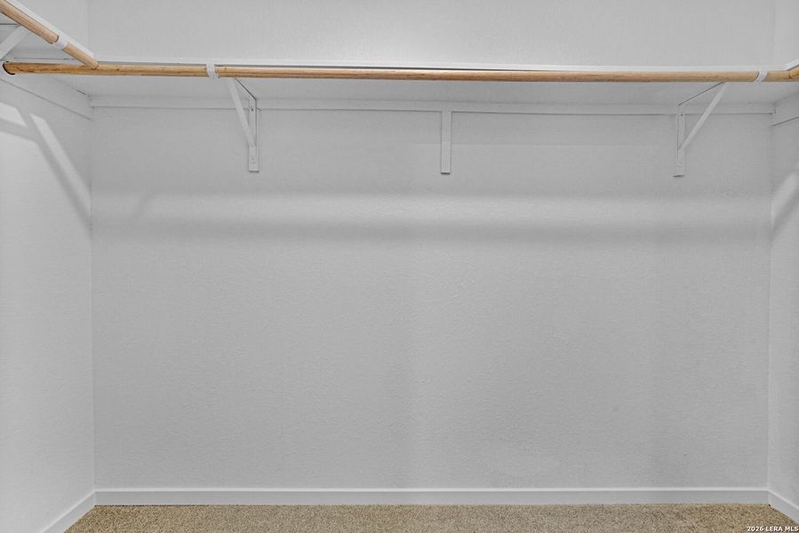 Spacious, unfurnished interior of a new home in Spring Grove, St. Hedwig (Image 21).