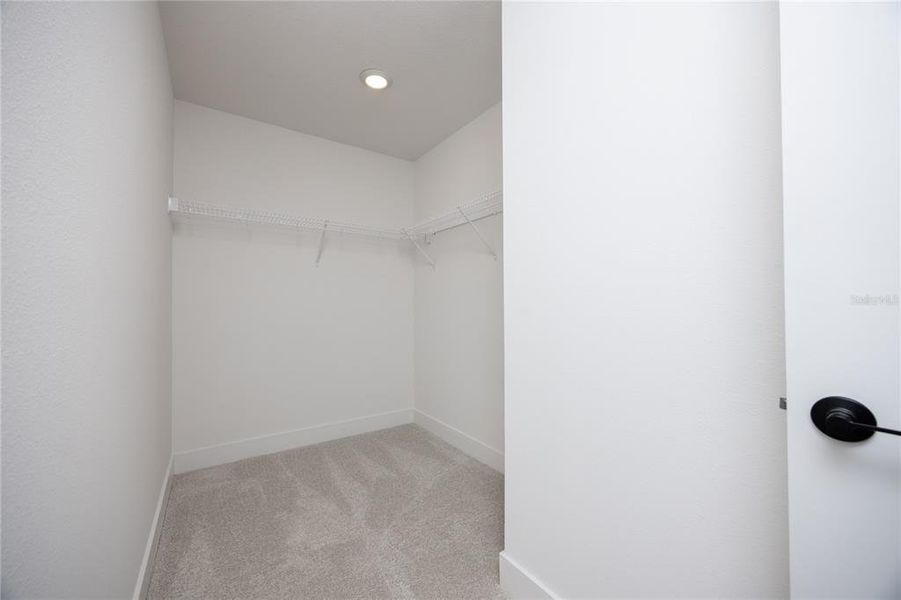 Spacious, unfurnished interior of a new home in , Newberry (Image 32).