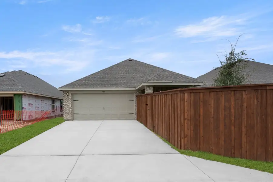 Front exterior of a new home in Redden Farms, Midlothian, TX, highlighting curb appeal (Image 26). Front exterior of a new home in Redden Farms, Midlothian, TX, highlighting curb appeal (Image 26).