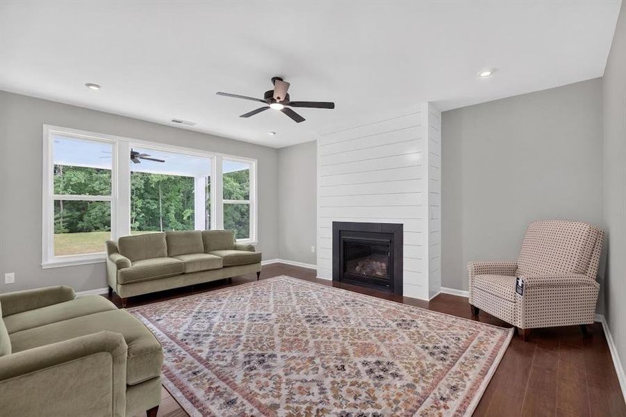 Furnished interior view inside a new home in Pickens Bluff, Hiram (Image 9).