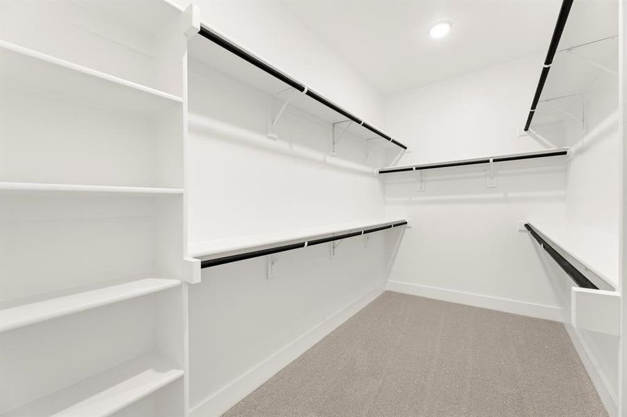 22. 3707 Ironwood - Closet