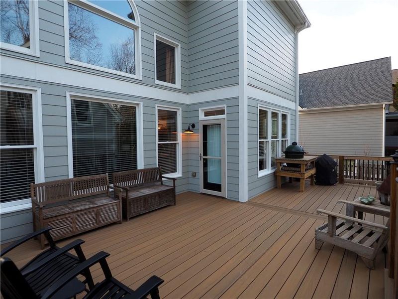 Exterior details and patio area of a home in , Brookhaven (Image 4).