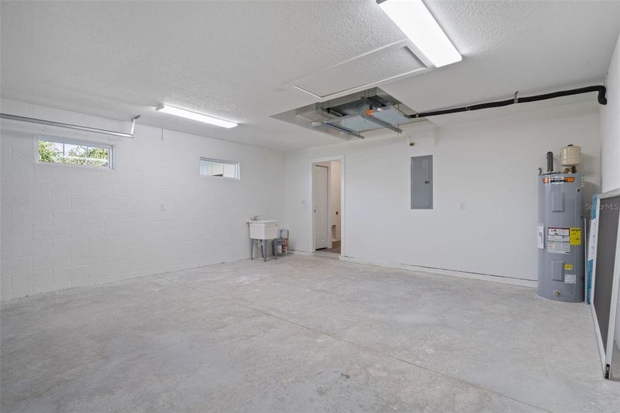 Spacious, unfurnished interior of a new home in , Spring Hill (Image 20). Spacious, unfurnished interior of a new home in , Spring Hill (Image 20).