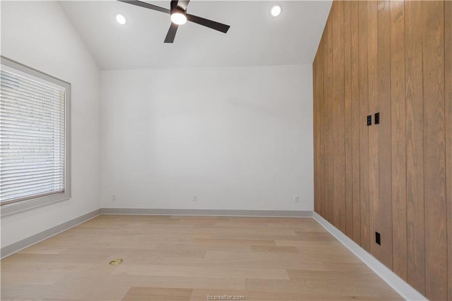 Spacious, unfurnished interior of a new home in , Bryan (Image 18).
