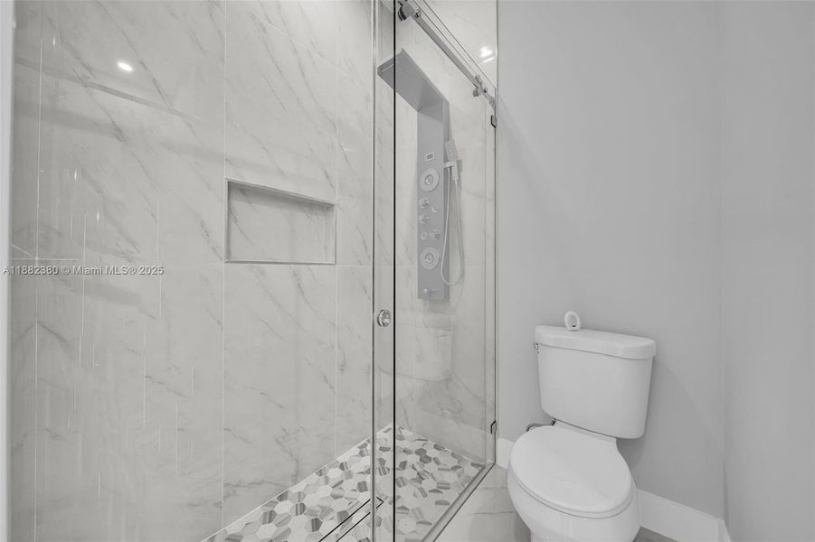 Image 30 of a home in .