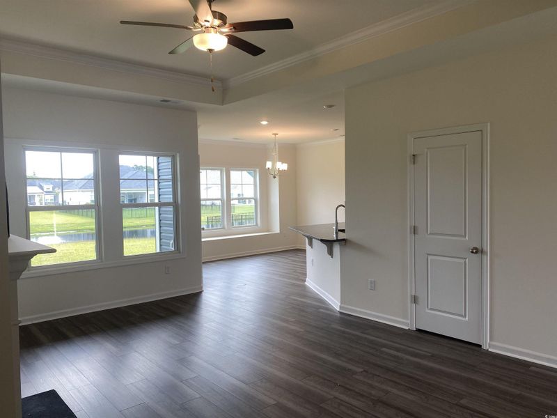 Spacious, unfurnished interior of a new home in Oak Hollow, Longs (Image 14).