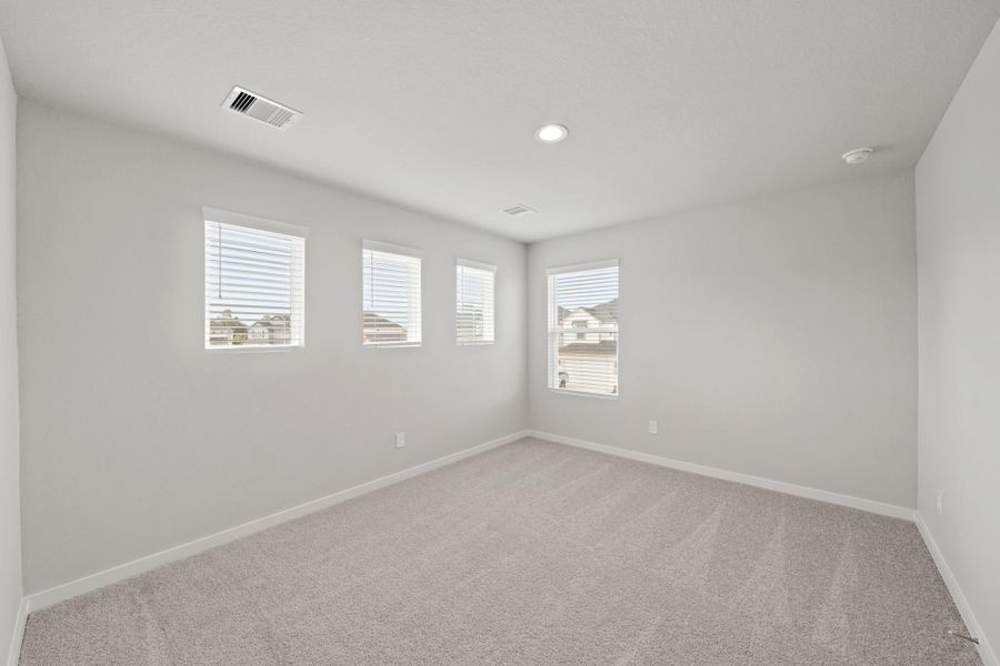 Spacious, unfurnished interior of a new home in Grand Oaks Village, Houston (Image 22). Spacious, unfurnished interior of a new home in Grand Oaks Village, Houston (Image 22).