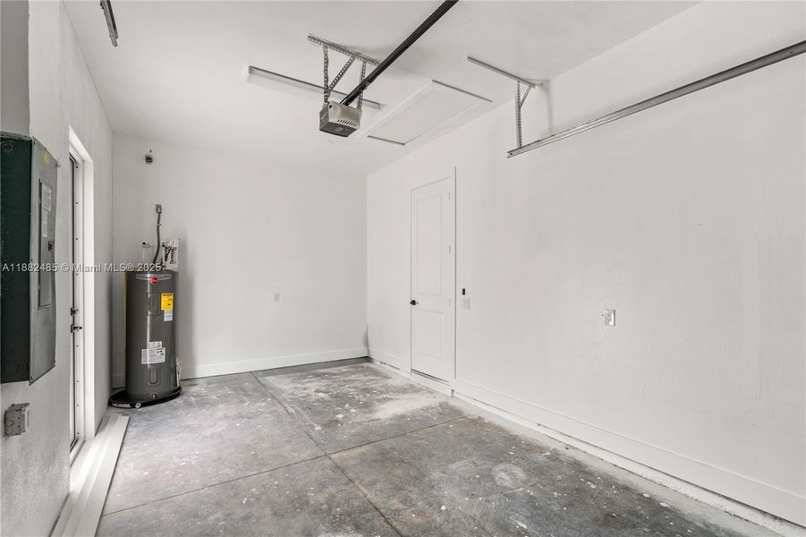 In-progress construction of a new home in , Lehigh Acres, FL (Image 39).