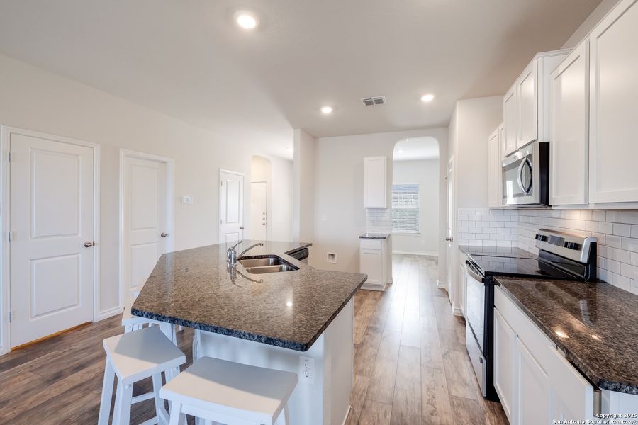 Furnished interior view inside a new home in Laurel Vistas, San Antonio (Image 9). Furnished interior view inside a new home in Laurel Vistas, San Antonio (Image 9).