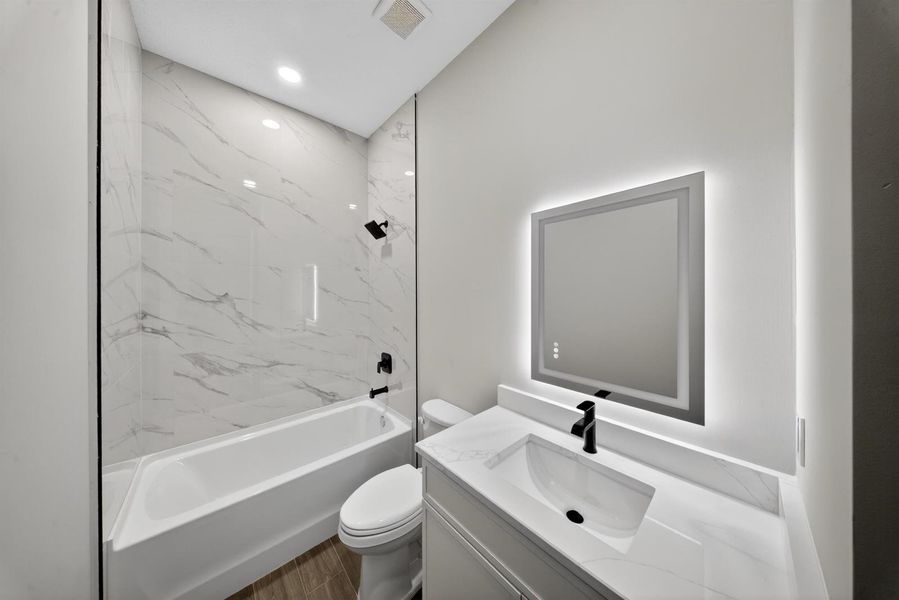 BATH 3 BATH 3