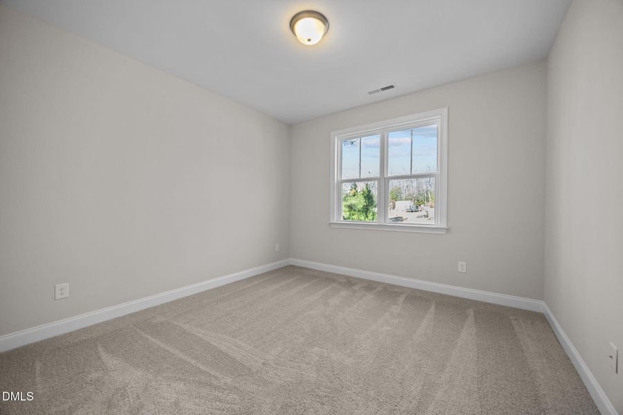 25-web-or-mls-IMG_0104 25-web-or-mls-IMG_0104