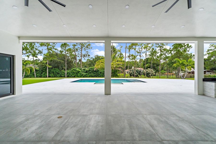 Image 88 of a home in .