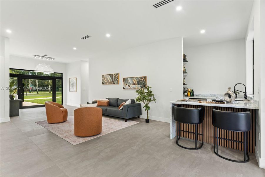 Furnished interior view inside a new home in , Plantation (Image 27).