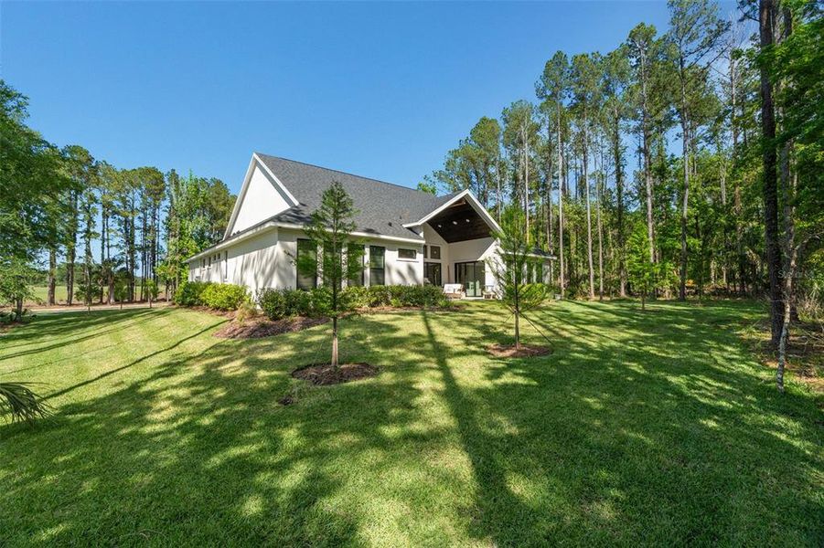 Exterior details and patio area of a home in , Brooksville (Image 30).
