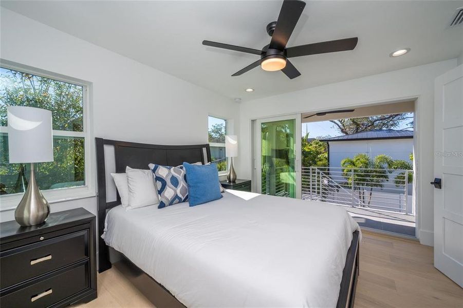 Furnished interior view inside a new home in , Sarasota (Image 57).