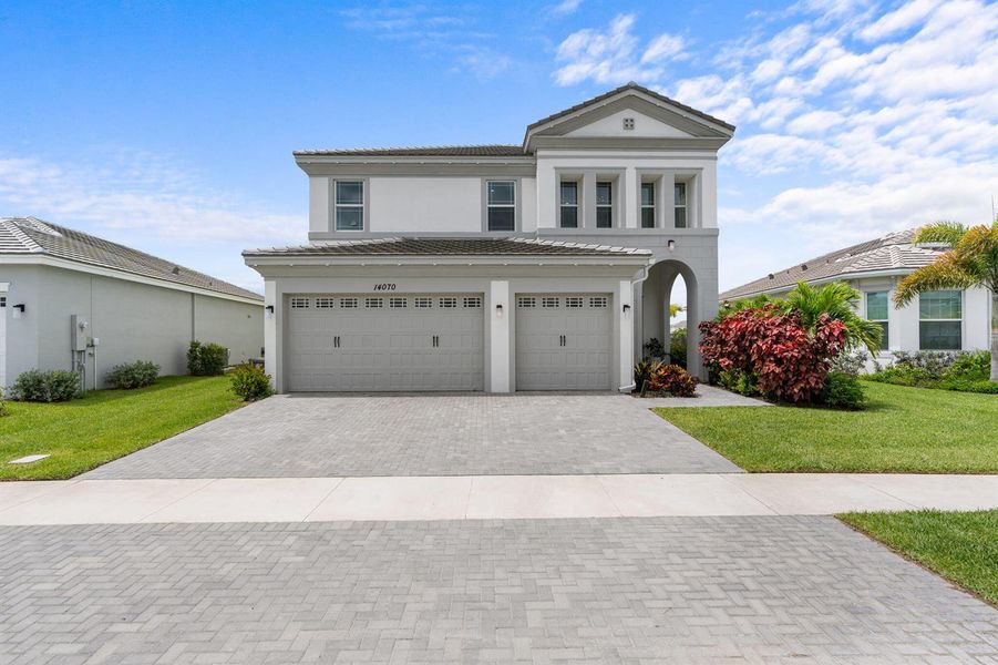 51-web-or-mls-DSC02380 51-web-or-mls-DSC02380