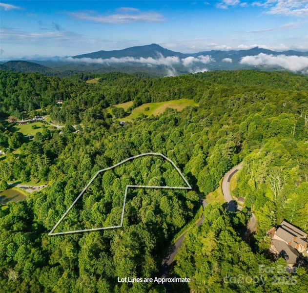 Image 13 of a home in . Image 13 of a home in .