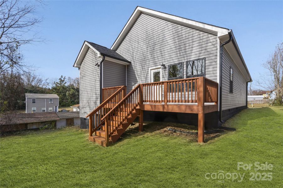 Rear Exterior Rear Exterior