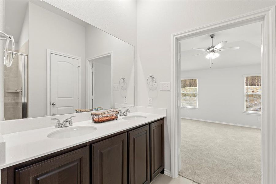 23. 1737 Osage - Bath (4)