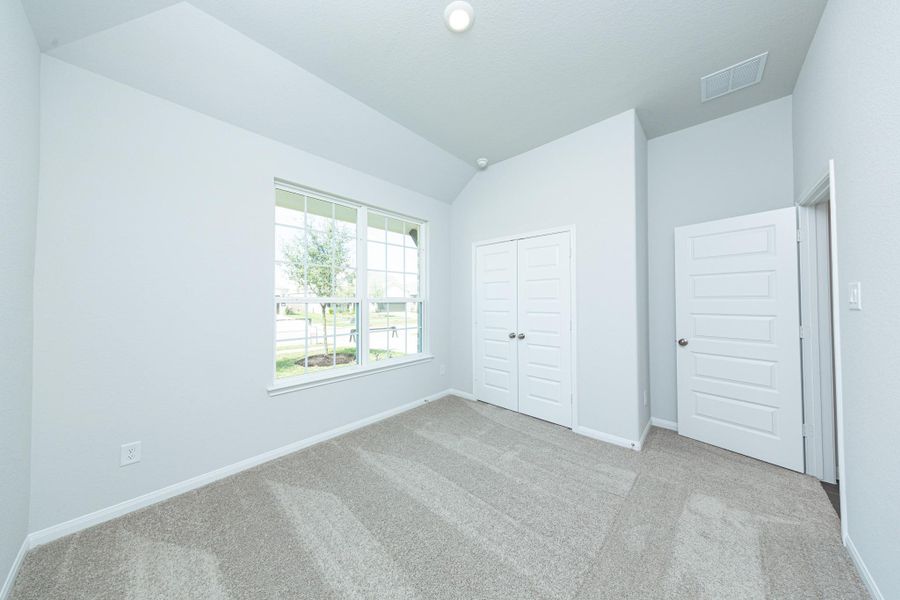 Spacious, unfurnished interior of a new home in Bluestem, Brookshire (Image 13).