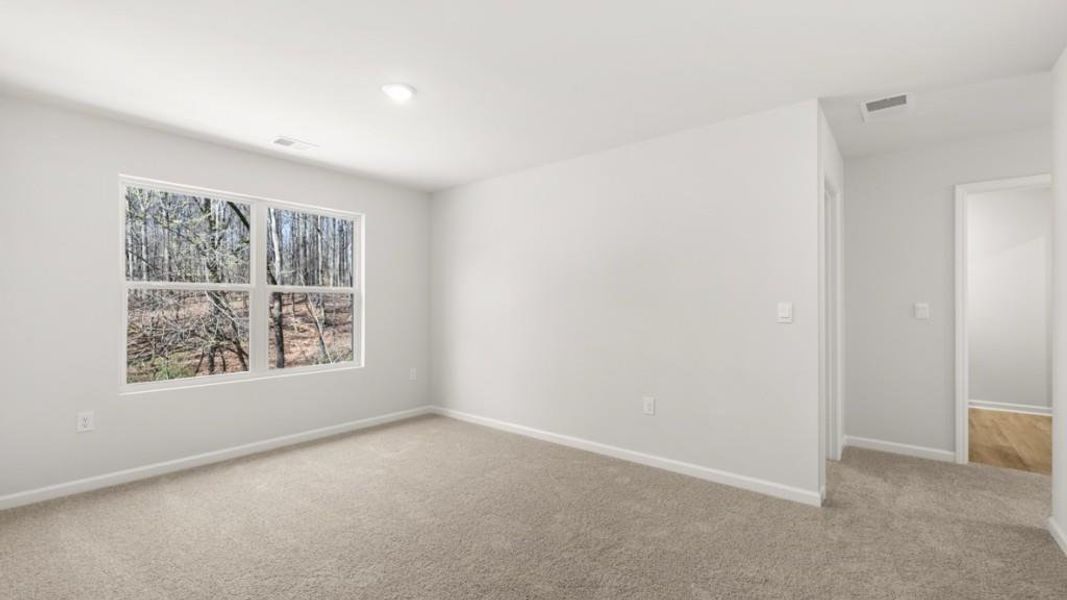 Spacious, unfurnished interior of a new home in Liberty Crossing, Braselton (Image 10).
