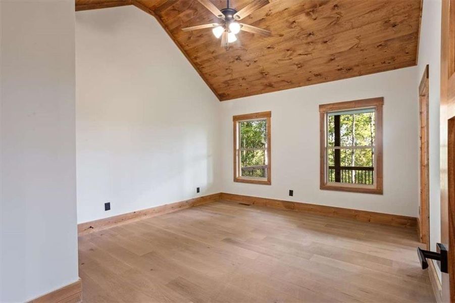 Spacious, unfurnished interior of a new home in , Ellijay (Image 26).