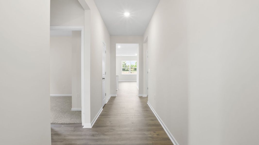 Spacious, unfurnished interior of a new home in Foxbank, Gray Court (Image 16).
