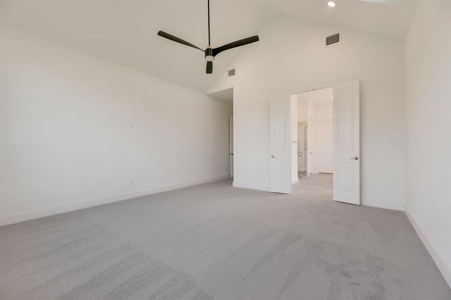 Spacious, unfurnished interior of a new home in Winding Creek, Rockwall (Image 19). Spacious, unfurnished interior of a new home in Winding Creek, Rockwall (Image 19).