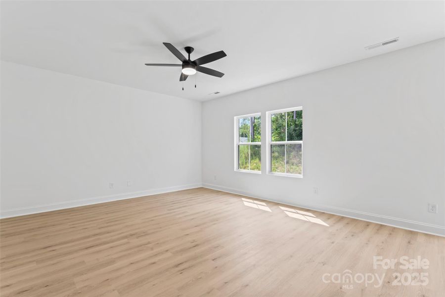 Spacious, unfurnished interior of a new home in , Kannapolis (Image 18).
