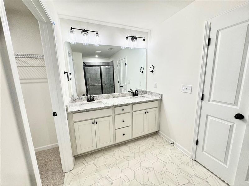 Furnished interior view inside a new home in Silver Leaf, Dawsonville (Image 6).