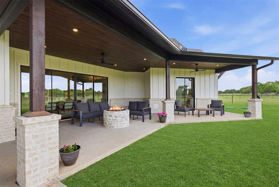 Exterior details and patio area of a home in , Valley View (Image 3).