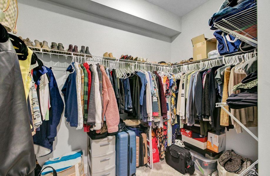 Image 37 of a home in Oakley Pointe.