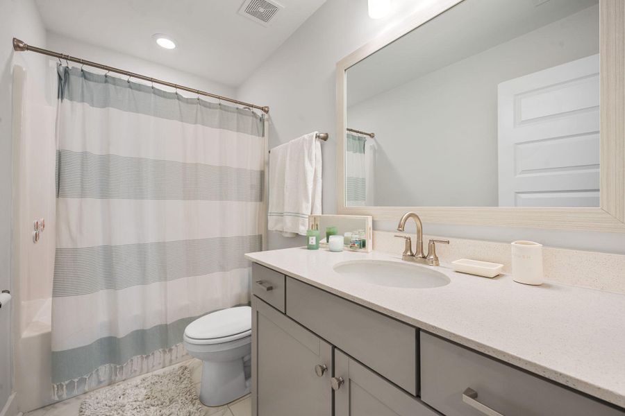 Furnished interior view inside a new home in Lochton, Summerville (Image 36). Furnished interior view inside a new home in Lochton, Summerville (Image 36).
