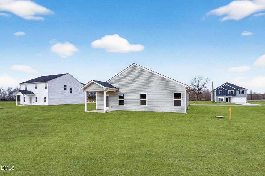 FAY_Hunters Trace_Embark_103 Rubyfield C