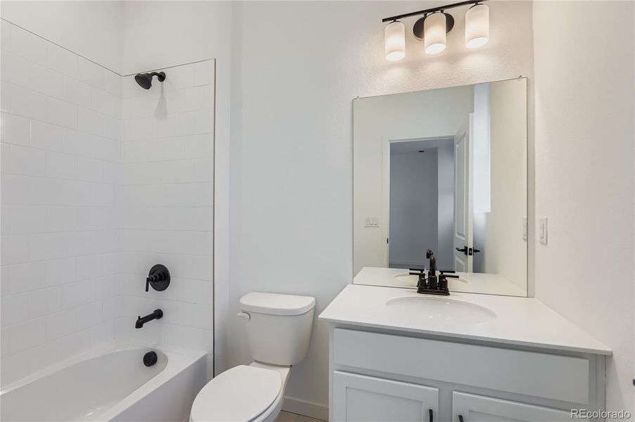 Furnished interior view inside a new home in , Broomfield (Image 8).