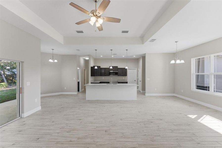 Spacious, unfurnished interior of a new home in , Citrus Springs (Image 47).