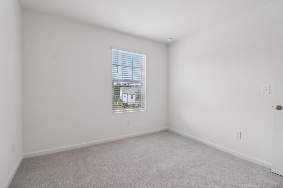 Spacious, unfurnished interior of a new home in Halstead, Moncks Corner (Image 26).