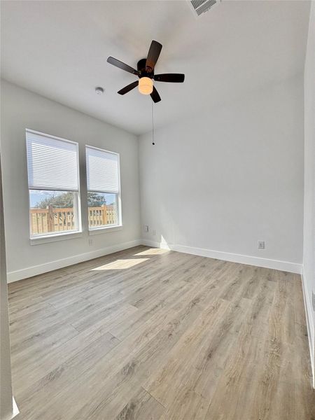 Spacious, unfurnished interior of a new home in , Palacios (Image 23).