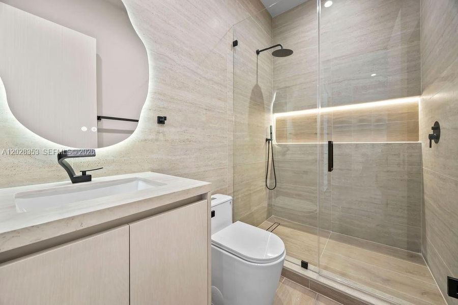 Furnished interior view inside a new home in , Fort Lauderdale (Image 12).